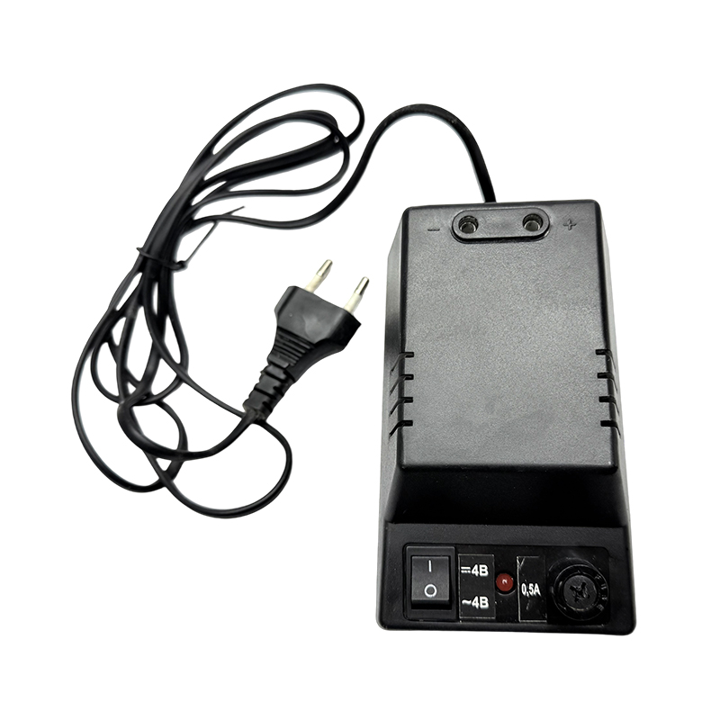 Preklopno napajanje 4.5v / laboratorijska oprema / školska laboratorijska oprema